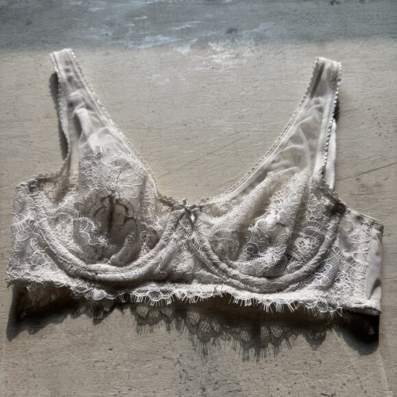 Victoria’s Secret Dream Angels Unlined Plunge 32C White Lace Bra Underwire - Picture 1 of 4